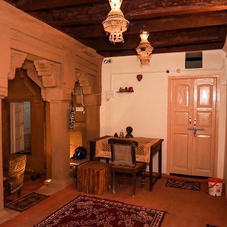 Narayana Haveli Hotel Varanasi Eksteriør billede