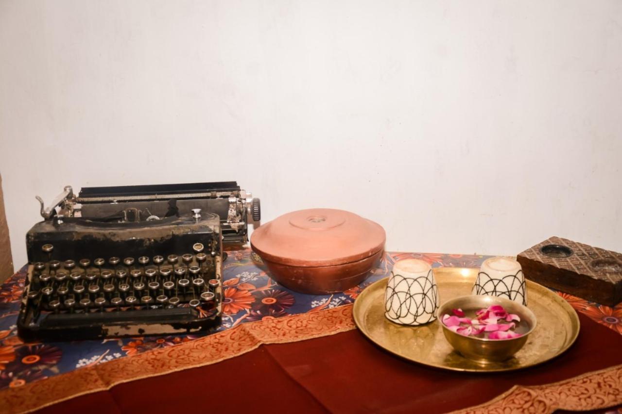 Narayana Haveli Hotel Varanasi Eksteriør billede