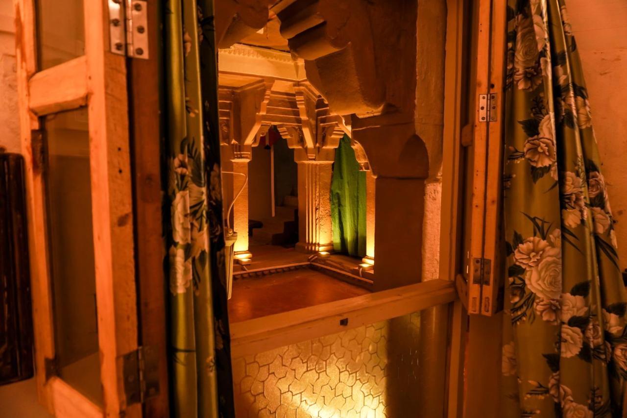 Narayana Haveli Hotel Varanasi Eksteriør billede